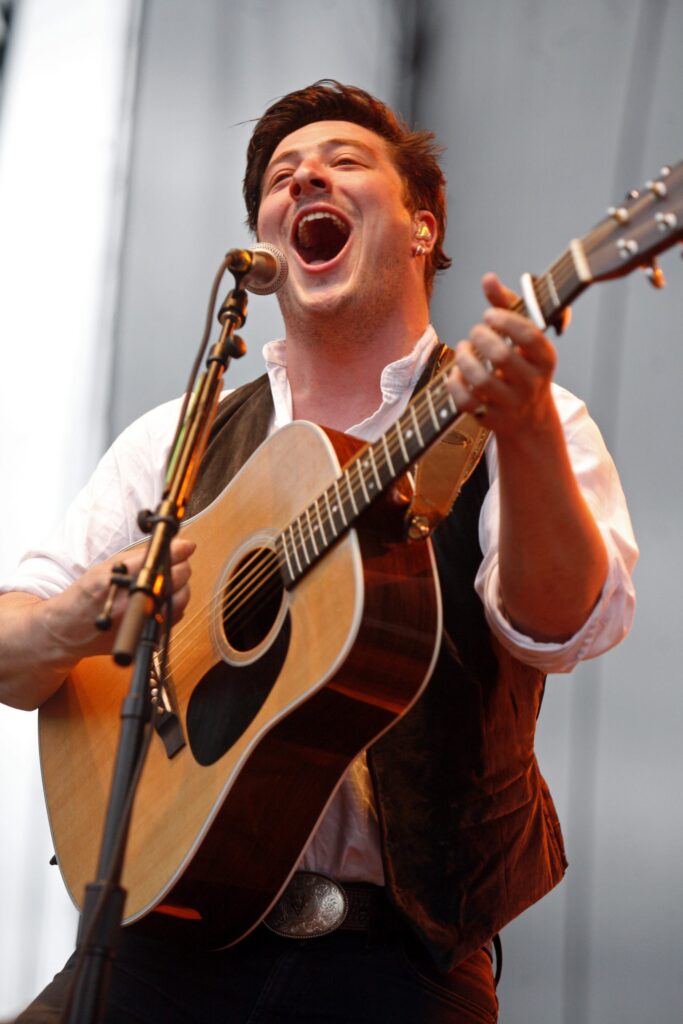 Mumford and Sons - Beale Street Music Festival 2011
